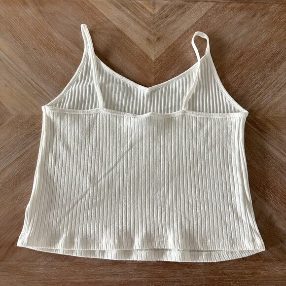 Old Navy Ribbed Crop Tank Top - Picture 5 of 6